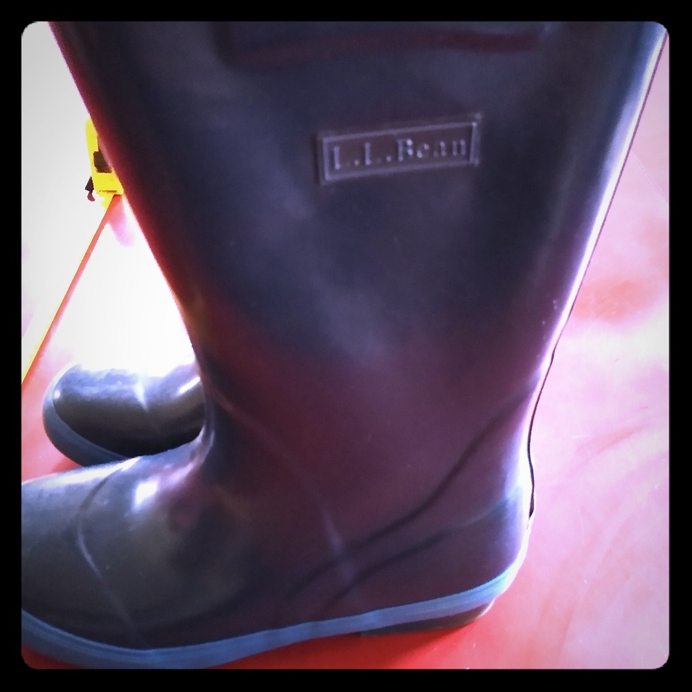 LL Bean big kids rain boots